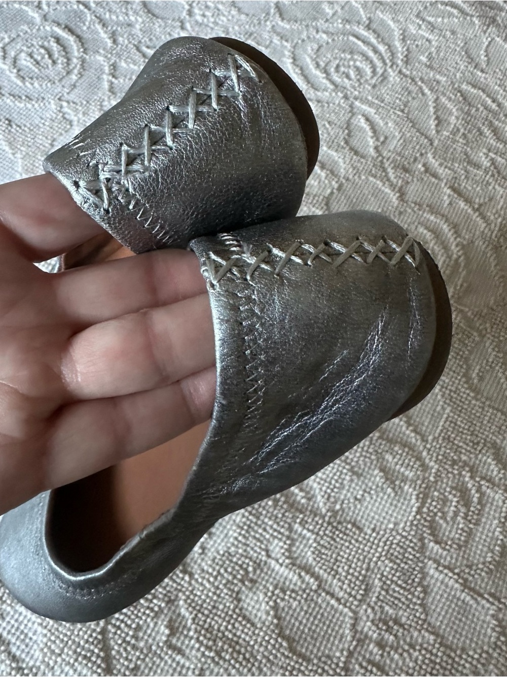 Lucky Brand Pewter Metallic Emmie Leather Ballet Everyday Classic Flats 8.5 - Picture 7 of 10